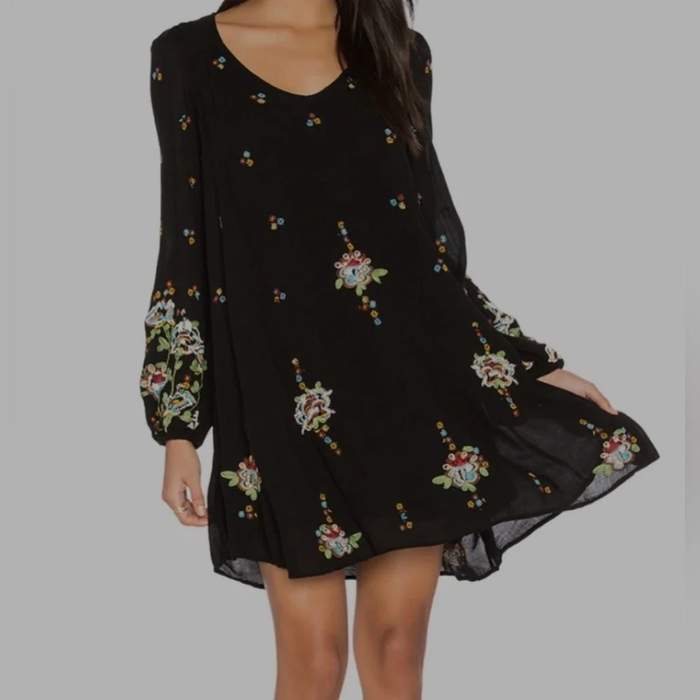 Free People Oxford Embroidered Mini Dress Black Floral Festival XS (Oversized)